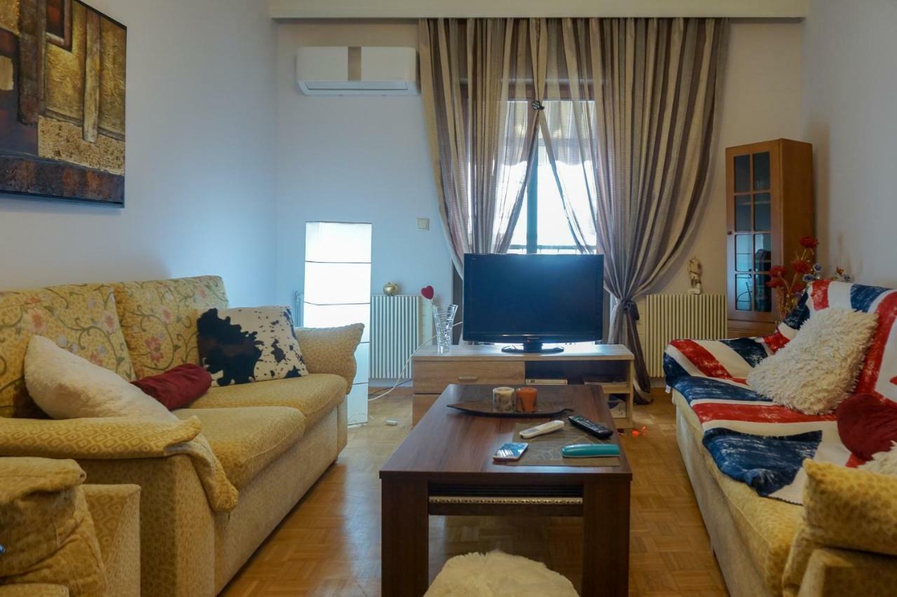 Ferienwohnung Peaceful & Styled Flat, 2 Bdrms, Wifi, Smart Tv Kavala Exterior foto