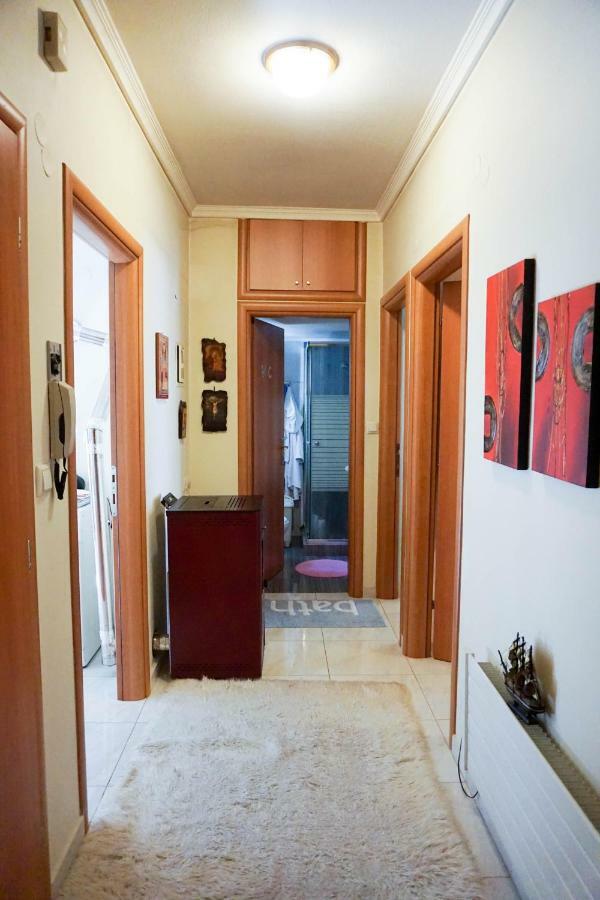 Ferienwohnung Peaceful & Styled Flat, 2 Bdrms, Wifi, Smart Tv Kavala Exterior foto